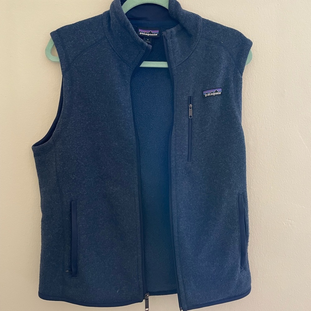 Men’s blue patagonia vest size small